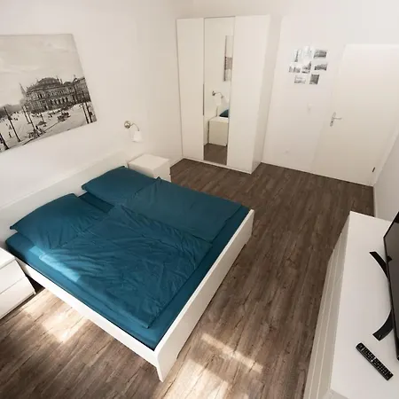 Apartment L.e.