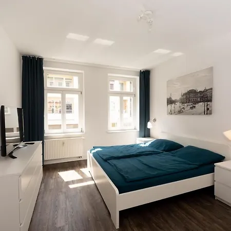 L.e. Apartment *